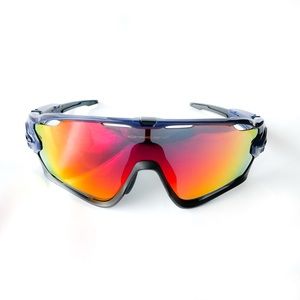 Oakley Jawbreaker w/interchangeable Prizm lens.